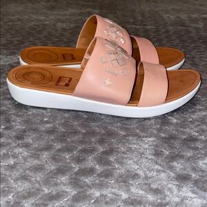 FitFlop Women's Delta Faux Crystal Embellished Leather Slide Sandals. Size 7